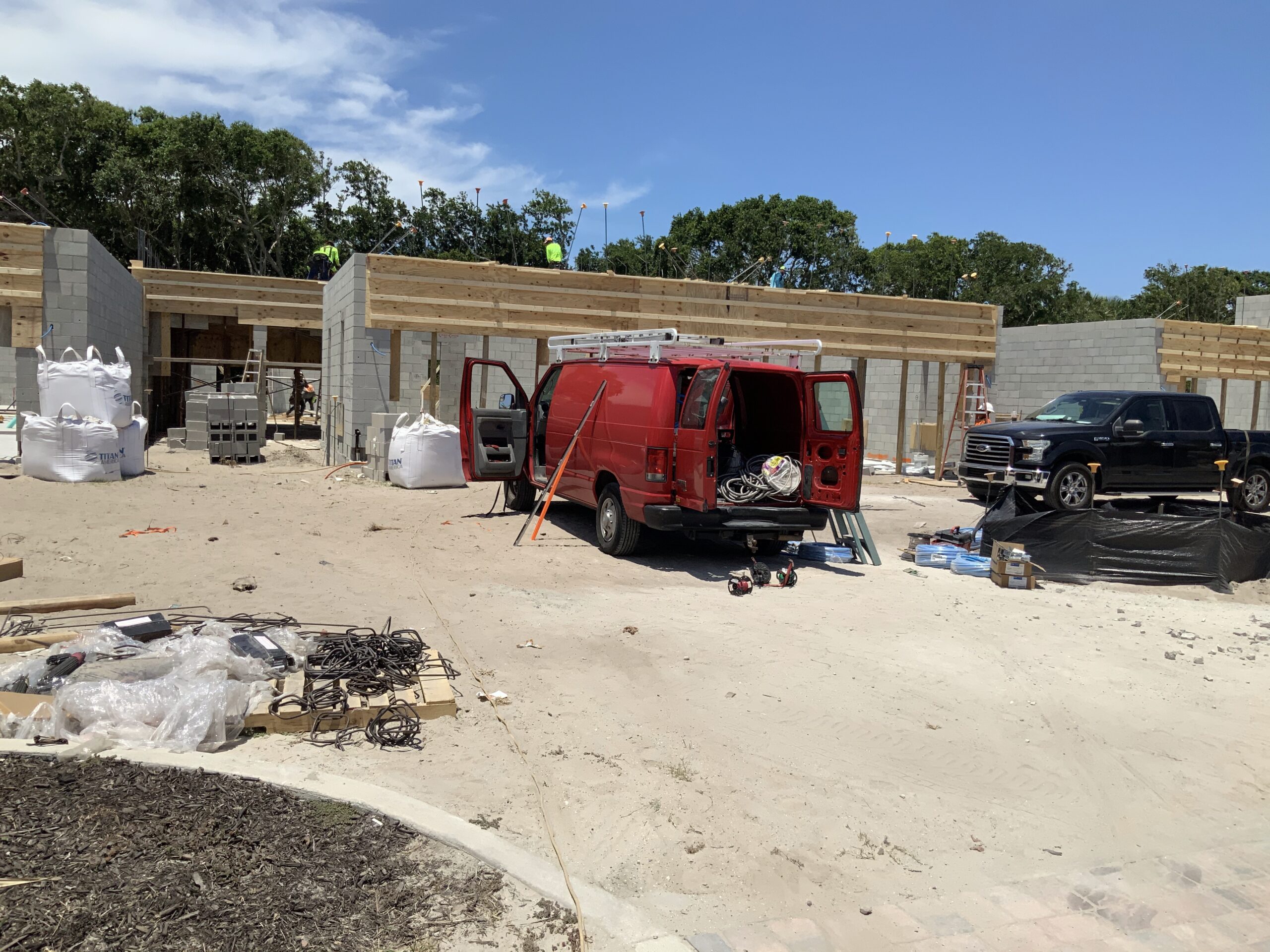 https://southerncontractingusa.com/wp-content/uploads/2026/04/IMG_2053-scaled.jpg